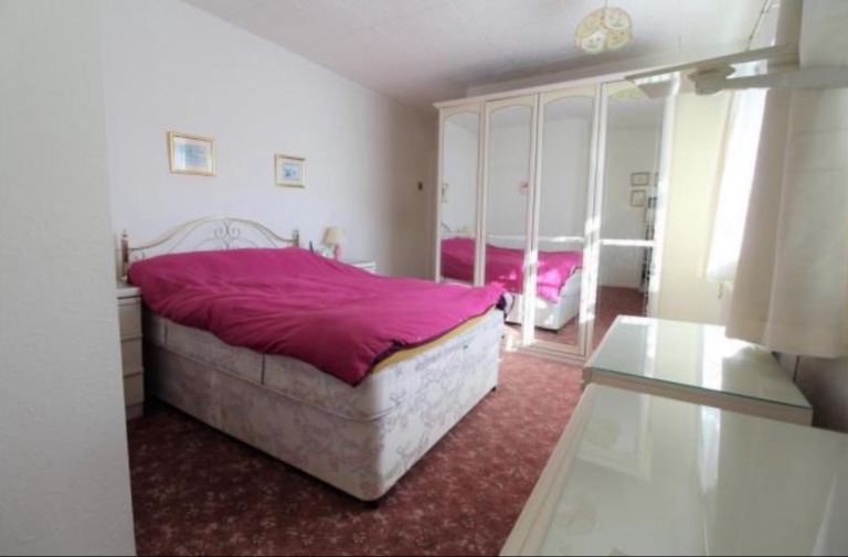 £500 double bedroom all inclusive 