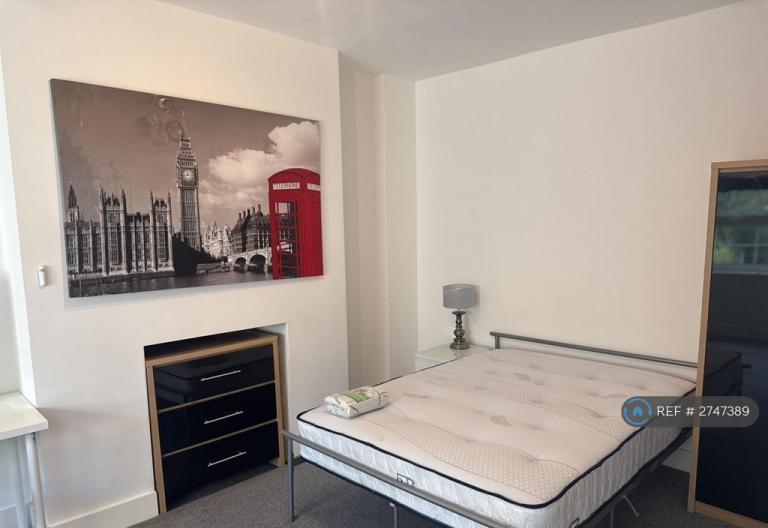 1 bedroom in London Road, Maidstone, ME16 (#2747389)