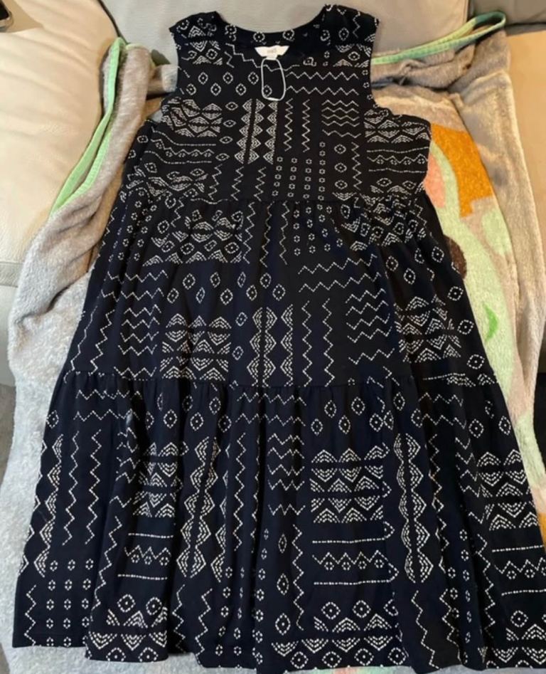 Ladies dress