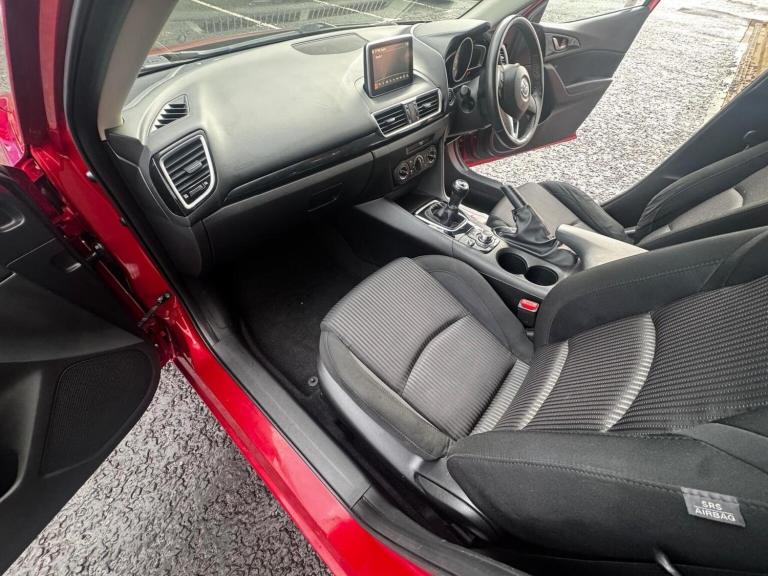 MAZDA MAZDA3 2.2 SKYACTIV-D SE Nav Fastback Euro 6 (s/s) 4dr 2015
