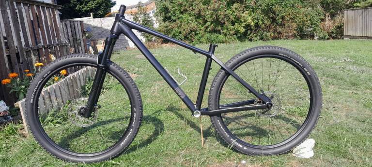 Brand-X HT-01 MTB / Rockshox Reacon Forks Rolling Chassis. Deore. Nukeproof