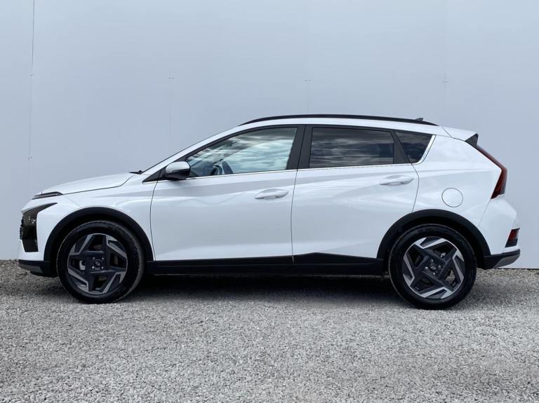 2024 Hyundai BAYON 1.0 T-GDi Premium Euro 6 (s/s) 5dr HATCHBACK Petrol Manual