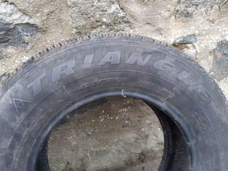 Triangle 235/70 r16