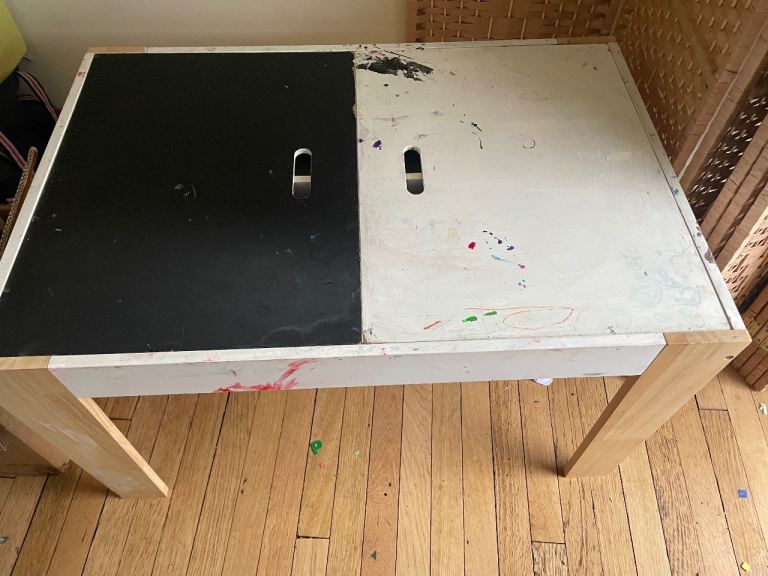 Children's arts and craft table with storage 