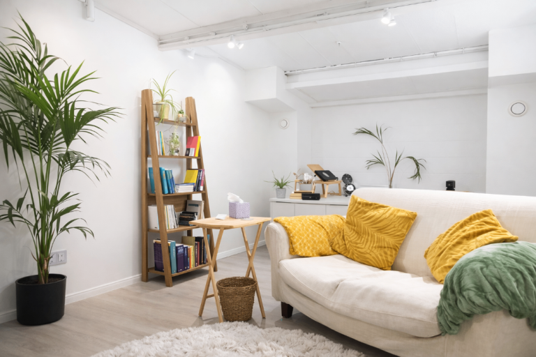 Therapist Room | Beauty Room | Office | Creative Studio in Hackney Wick E9