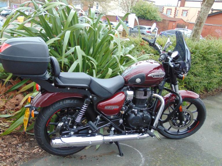 Royal Enfield METEOR 350 E5 2024 IMMACULATE DRY USED ONLY 2357 MILES EXTRAS     
