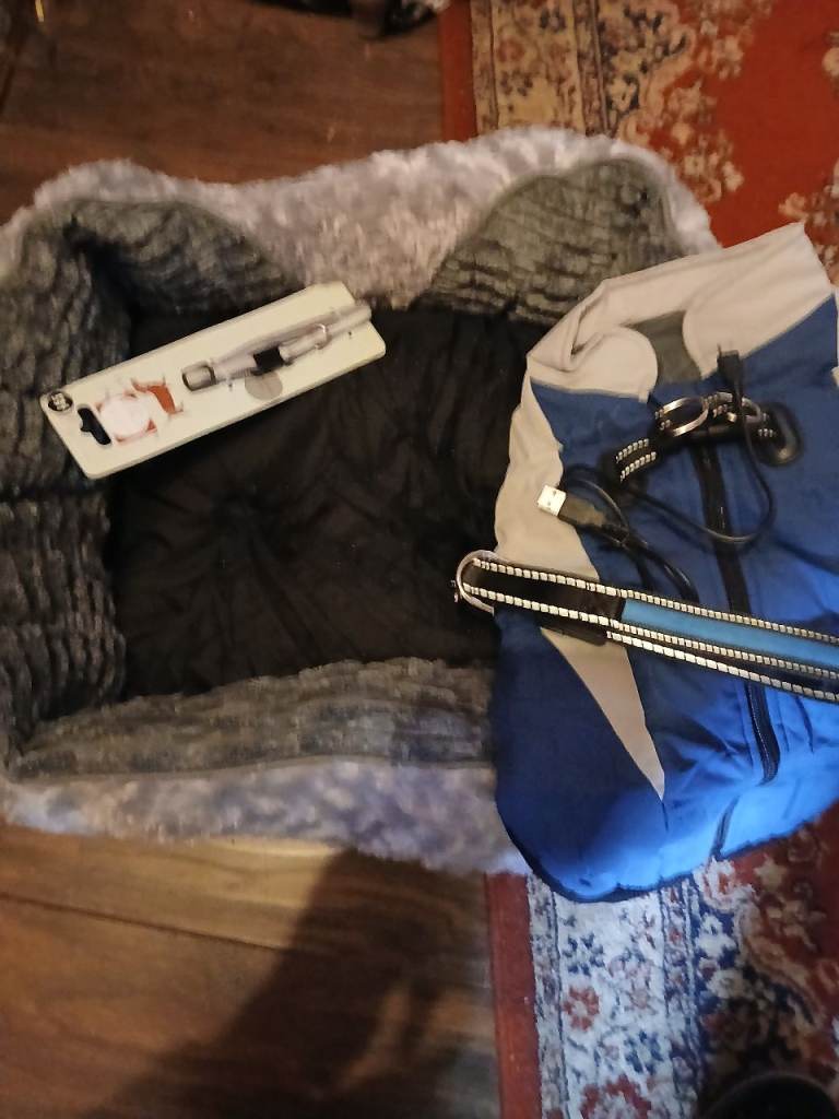  small dog bed and harness coat  light up coller and another coller new