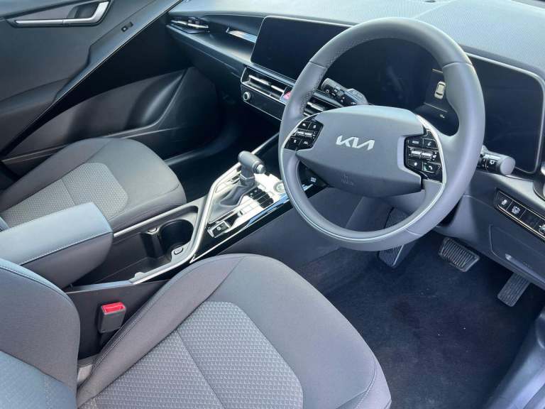  Kia Niro Hybrid 1.6h Gdi 2 Suv 5dr Petrol Hybrid Dct Euro 6 s/s 127 Bhp