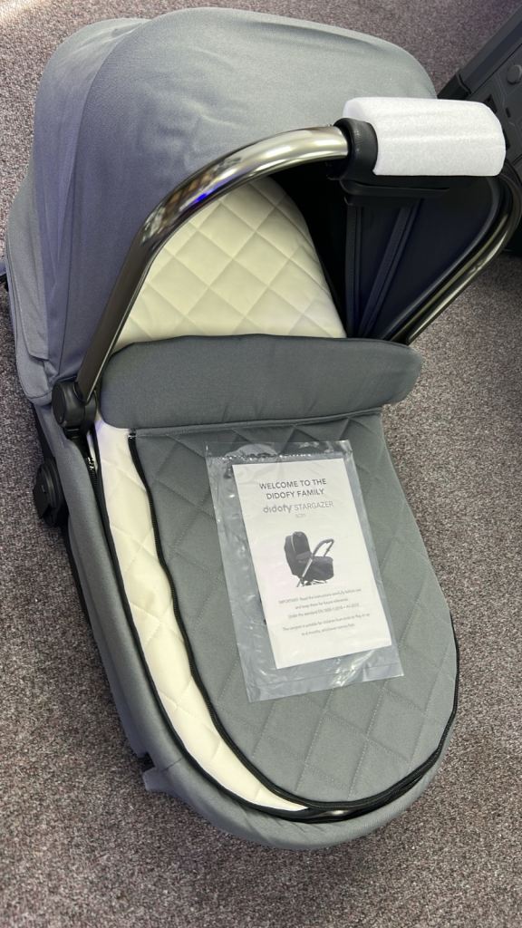 DIDOFY STARGAZER CARRYCOT – SUSTAINABLE, COLLAPSIBLE & OVERNIGHT-SAFE | ROCKING BASE
