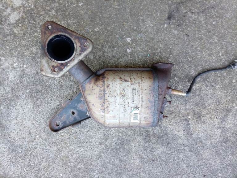 Renault Megane 1.9 DCI 2007 Catalytic converter