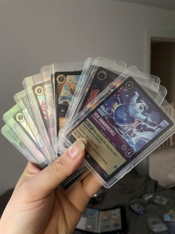 lorcana azurite sea starter deck Disney Lorcana main image 0