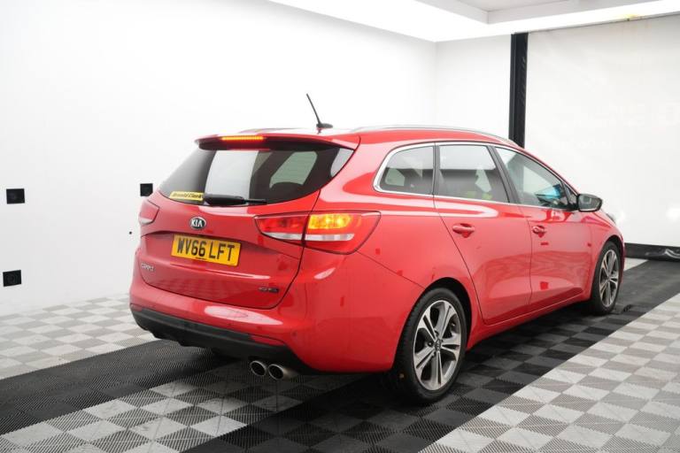 2016 Kia Ceed 1.6 CRDi ISG GT-Line 5dr DCT ESTATE DIESEL Automatic