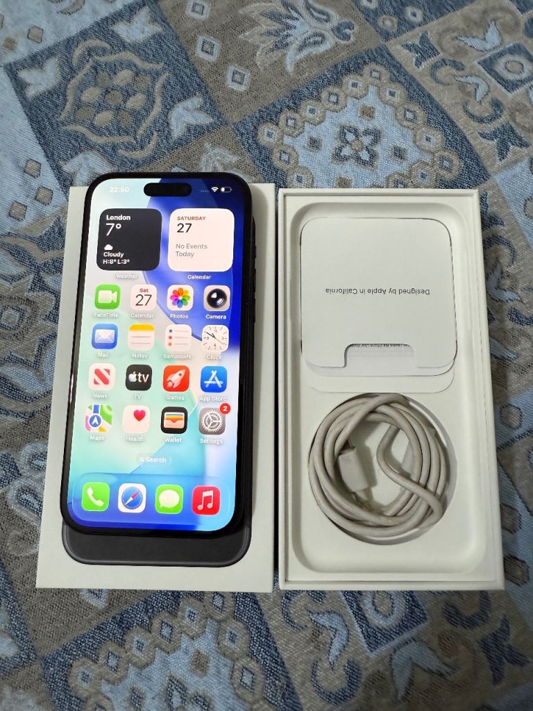 Spotless unlocked iPhone 15 like new 