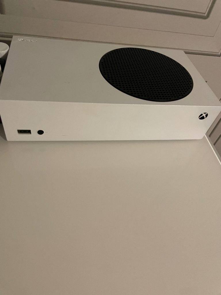 Brand new Xbox series s 