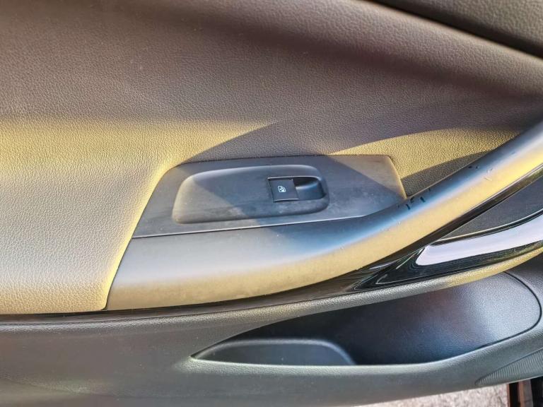 2017 Vauxhall Astra 1.4 Astra Elite Nav T 5dr - Full Service History - High Spec! Hatchback Petro...