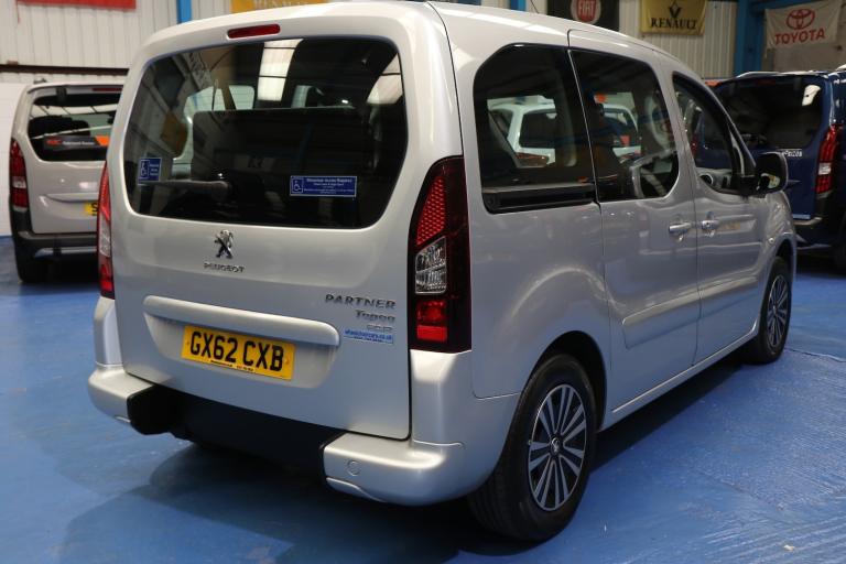 Peugeot Partner Wheelchair Car Mobility Disabled Accessible WAVs vehicle winch