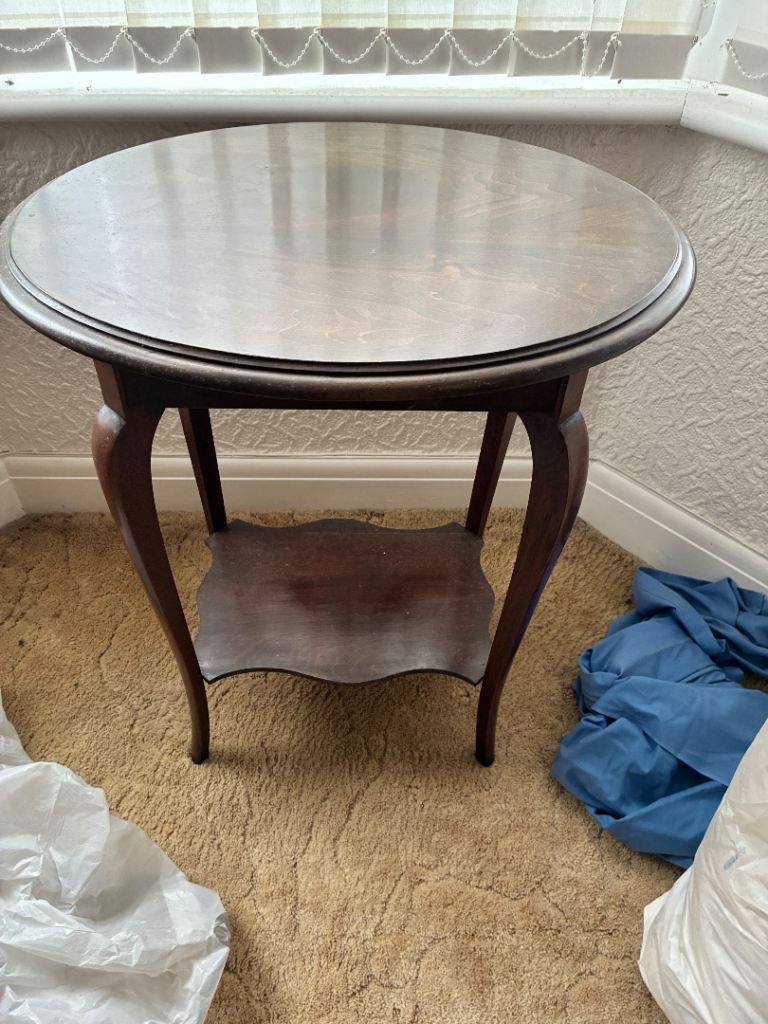 Small Round Wooden Coffee Table with Shelf – Good Condition