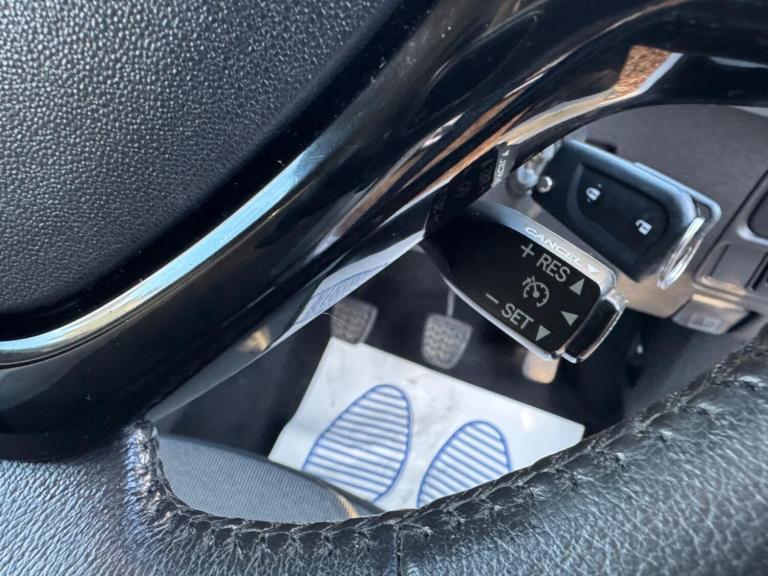 2014 Toyota AYGO 1.0 VVT-i X-Play 3dr HATCHBACK PETROL Manual