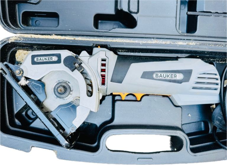 Banker mini circular saw 
