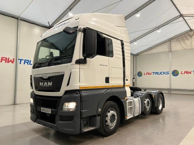 MAN TGX 26.480 6x2 Midlift Sleeper Cab Tractor Unit