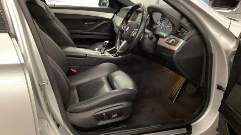 2016 BMW 5 Series 2.0 520d M Sport Auto Euro 6 (s/s) 4dr SALOON Diesel Automatic