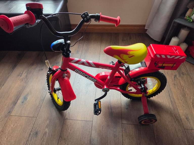 Apollo Fire Chief 12" Wheel Small Frame Kids Bike