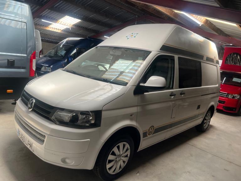 2011 - Volkswagen Transporter Camper - LWB - 130,000 miles - 2 Berth / 4 Belts 