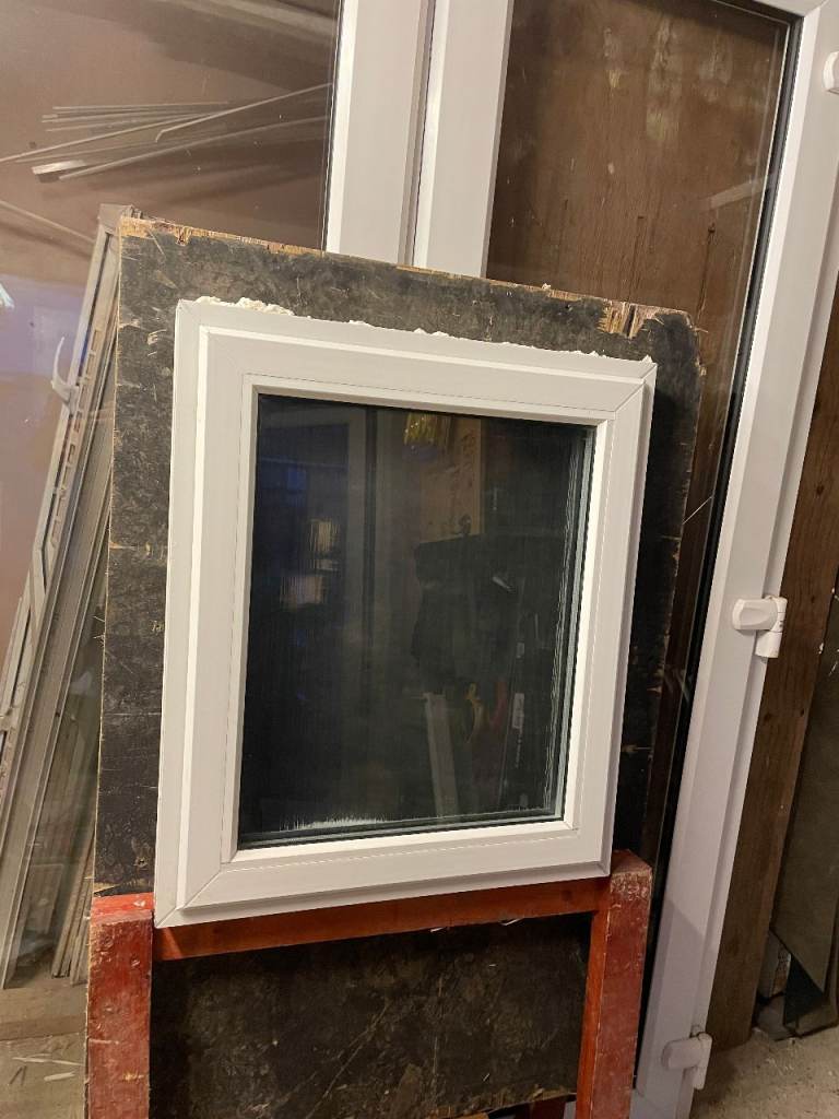 H 71.5 x W 61.5 cm - SMALL UPVC DOUBLE GLAZED WINDOW - OBSCURE GLASS (REF: SJ471) 