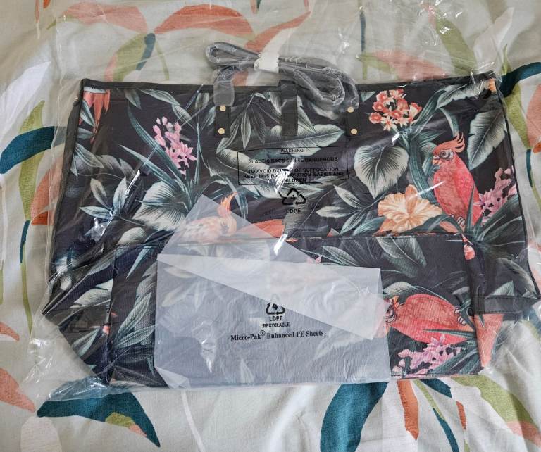 Oasis Tote bag 