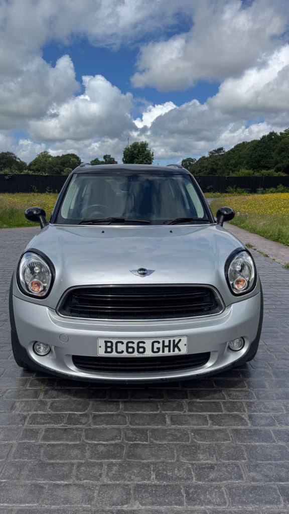 Mini Countryman 2017(66 plate) – Silver, Good Condition