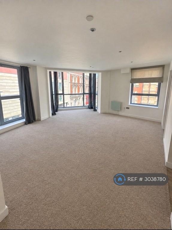 2 bedroom flat in Marsh St, Bristol, BS1 (2 bed) (#3038780)