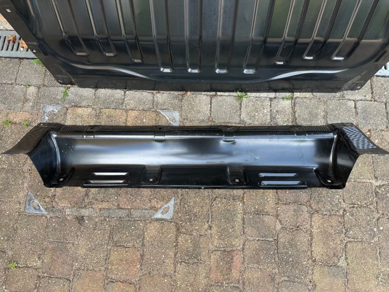 Nissan VV200 Bulkhead 