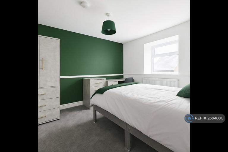 1 bedroom in Lemon Street, Truro, TR1 (#2684080)