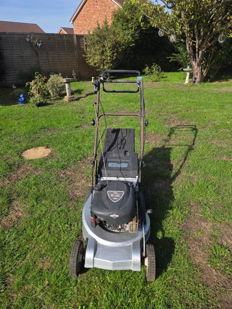 Lawnmower 