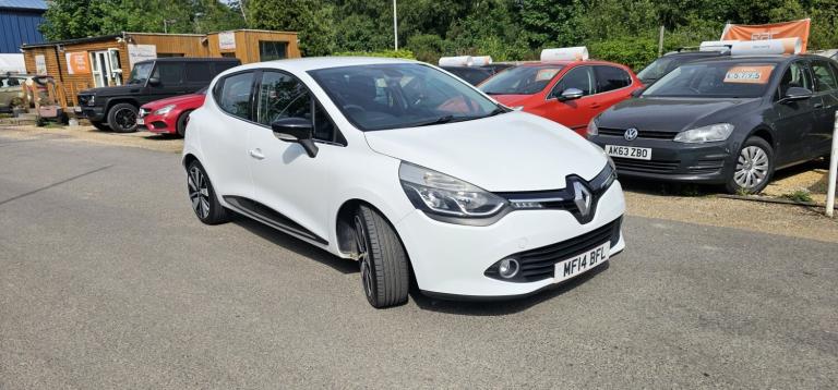 RENAULT CLIO 1.5 Dynamique S MediaNav dCi 90 Stop & Start 2014