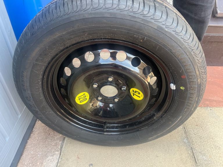 Tyre wheel suitable for ford focus 