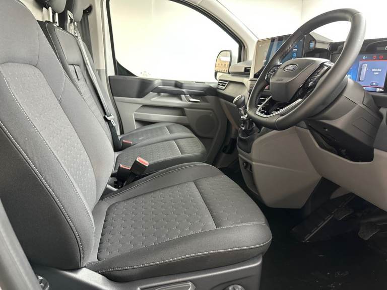 2025 Ford Transit Custom 300 SWB 2.0 Tdci Limited 136PS Van Diesel Manual