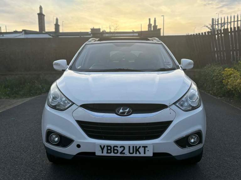 HYUNDAI IX35 PREMIUM 4WD CRDI 4X4 2.0 DIESEL 6 SPEED MANUAL EURO 5B 