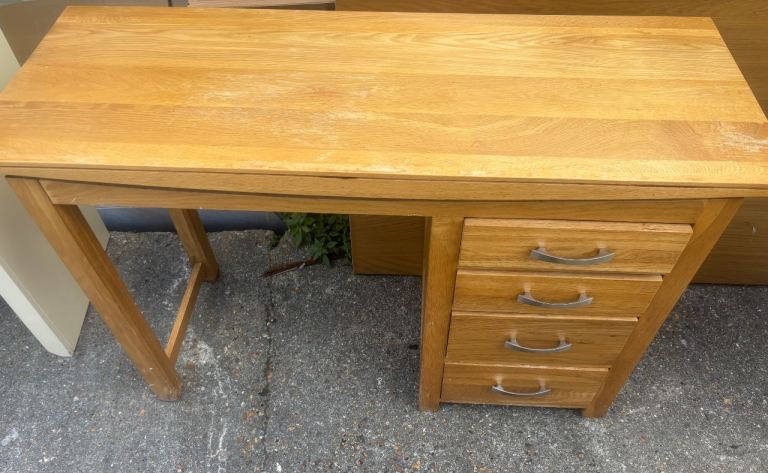 Wooden Desk with 4 Drawers – Good Condition