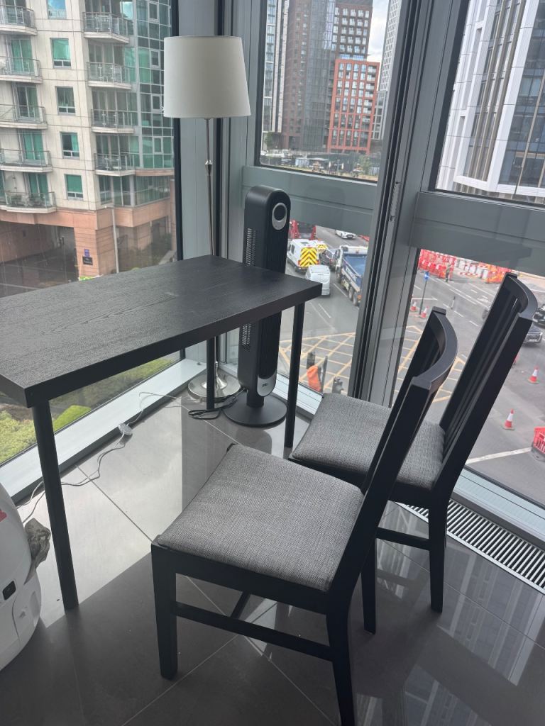 Desk + 2 chairs Collection 