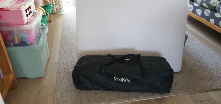 Travel cot and mattress 