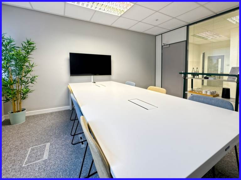 Broxburn - EH52 5AU, Open plan office space for 10 people in Regus Broxburn - Newbridge