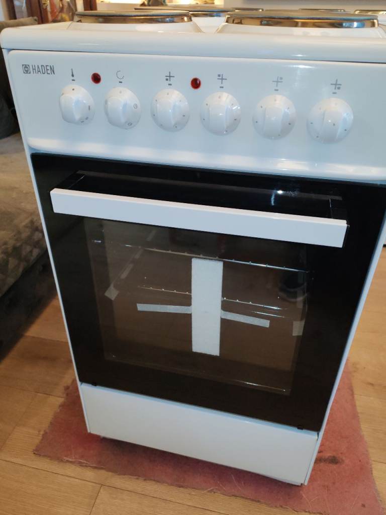 Electric cooker brand new 