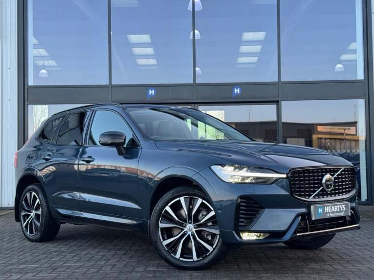 2025 Volvo XC60 2.0 B5 MHEV Ultra Dark SUV 5dr Petrol Hybrid Auto AWD Euro 6 (s/s) (250 ps) ESTAT...