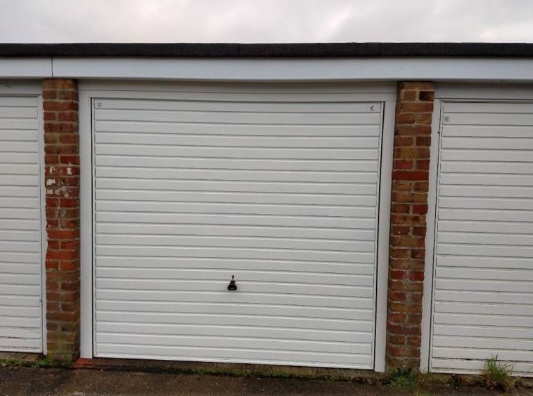 Garage to let. Andover SP10 5JB. Off Roman Way. Available now.