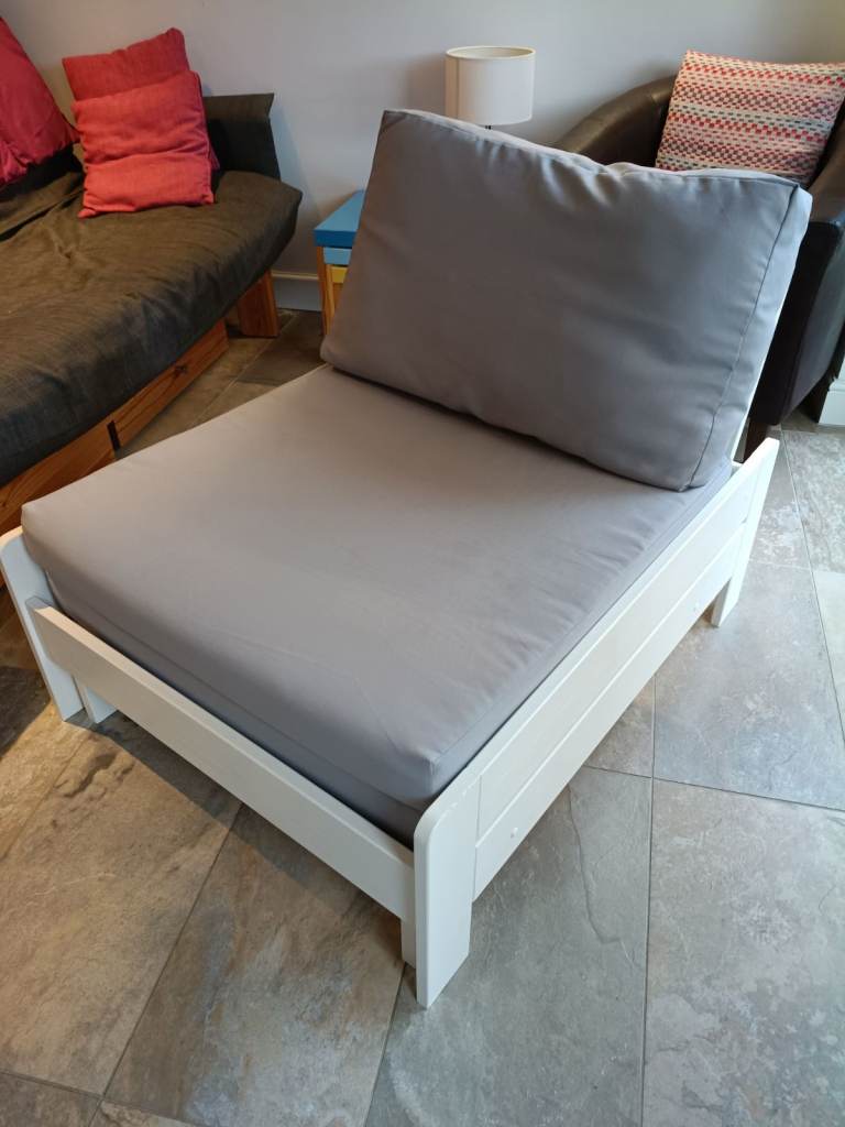 Single Fold-Out Sofa Bed with White Frame and Grey Mattress