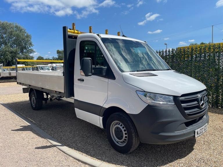 2022 Mercedes-Benz Sprinter 3.5t Progressive Chassis Cab CHASSIS CAB DIESEL Automatic