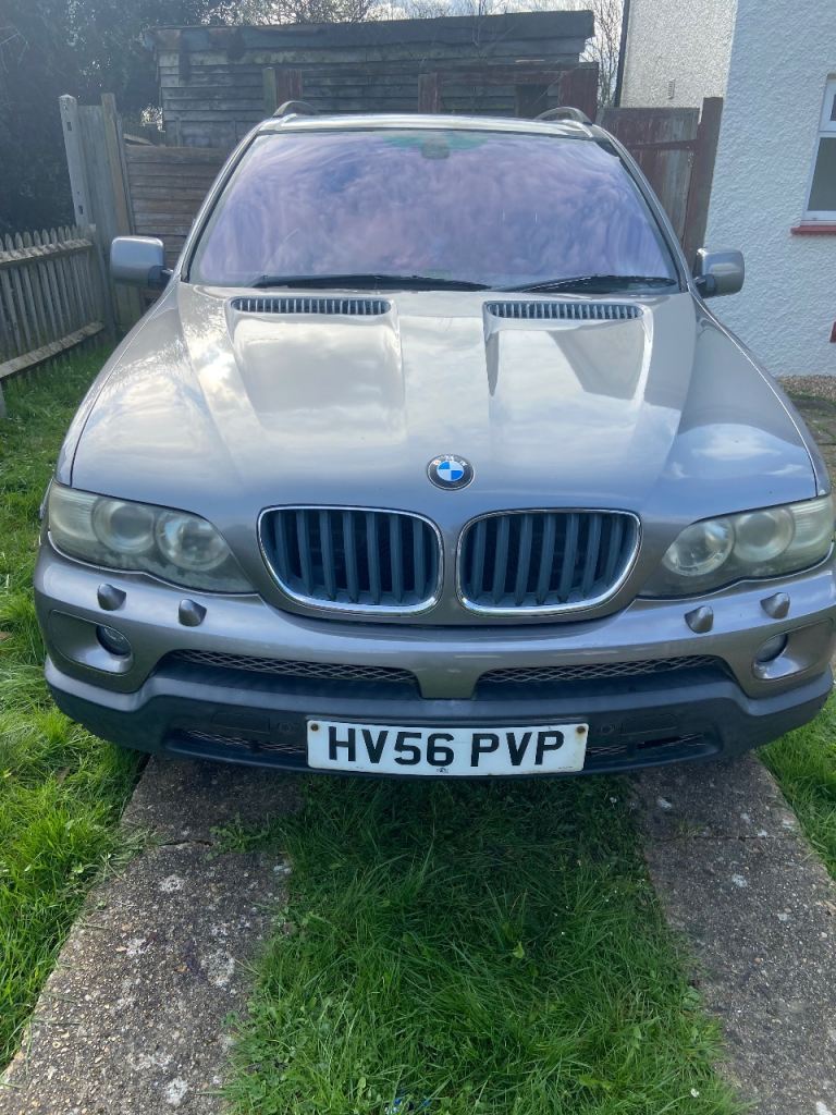 BMW X5 Grey Estate For Sale 
