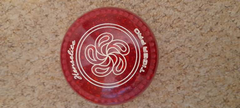 Henselite Tiger pro Lawn Bowls Size 4H