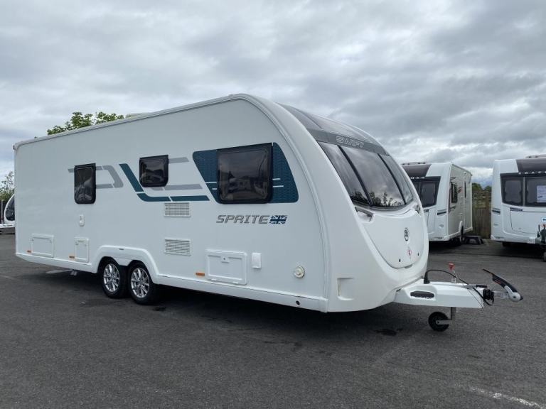 2018 SWIFT SPRITE QUATTRO EB LUXURY 4 BERTH TOURING CARAVAN